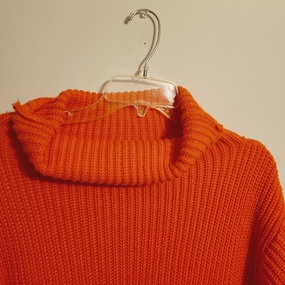 Unbranded | Women's Orange Ribbed Turtleneck Sweater (Size XL) - Picture 8 of 11